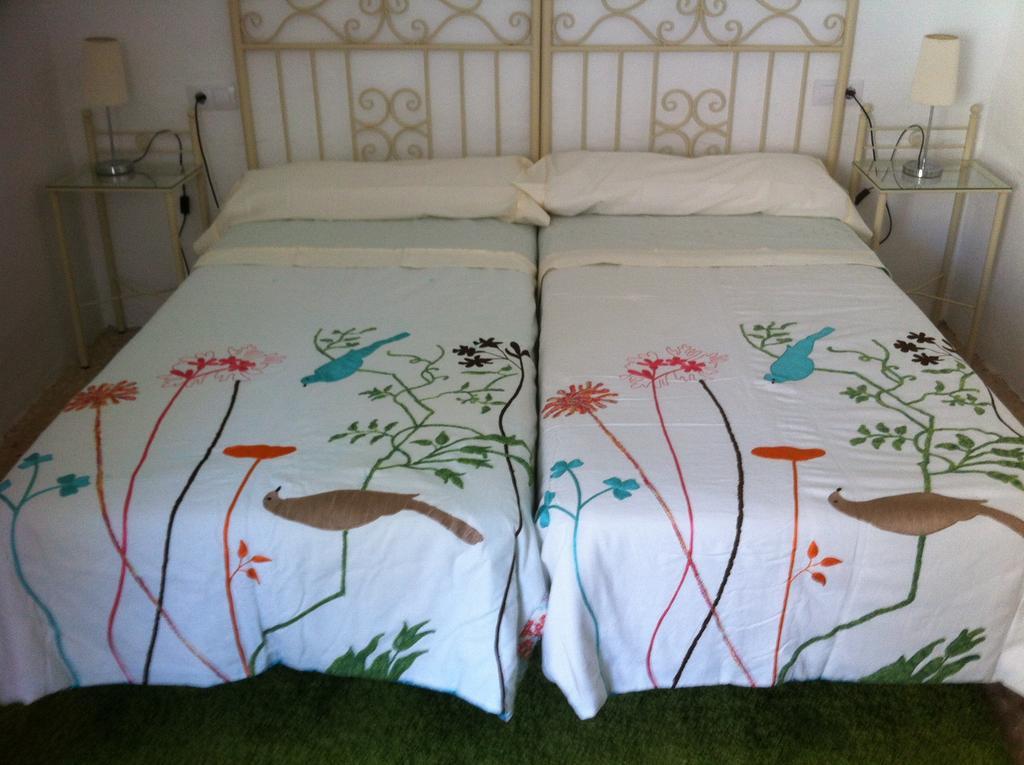 Apartamentos Rurales Las Caleras อัลมาโกร ห้อง รูปภาพ