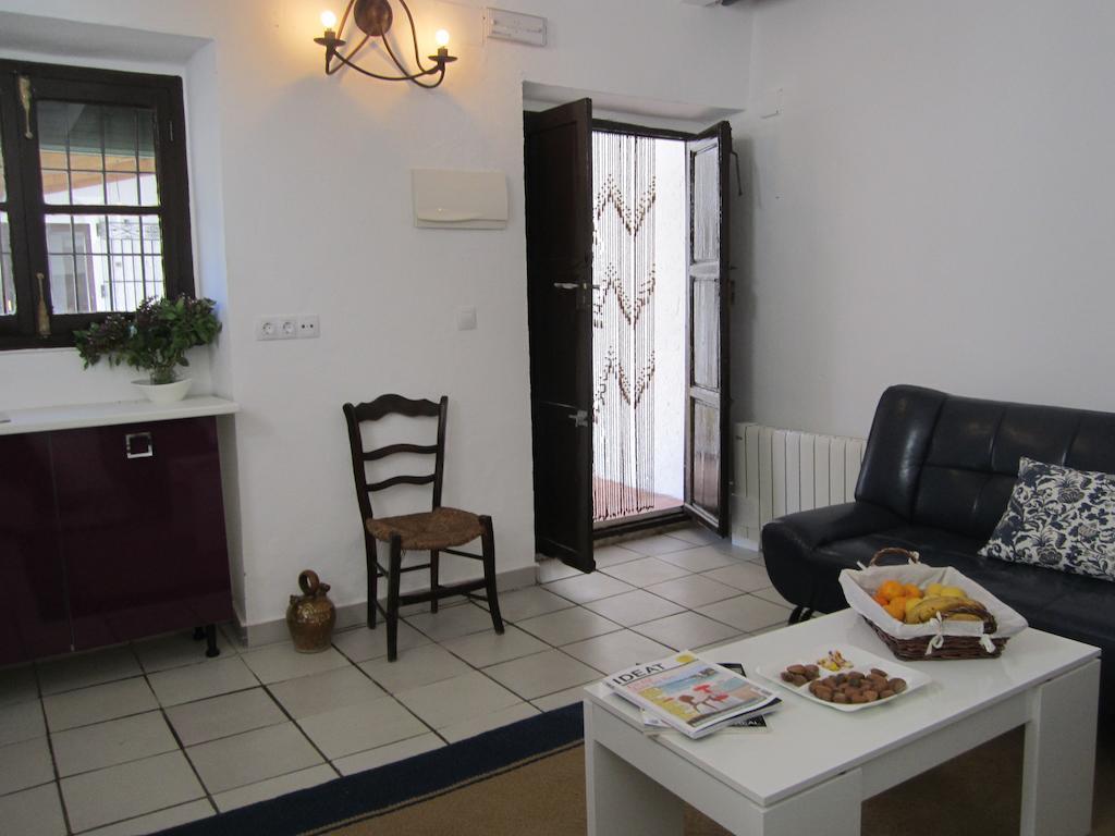 Apartamentos Rurales Las Caleras อัลมาโกร ห้อง รูปภาพ