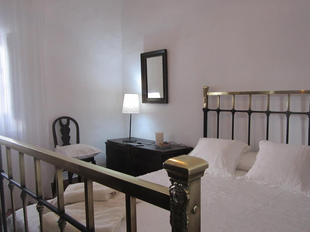 Apartamentos Rurales Las Caleras อัลมาโกร ห้อง รูปภาพ